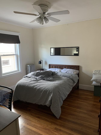 bed - Updated 4/29/25 Great 5 bed 2 bath on Kirkwood 2025, Half broker fee Apartments