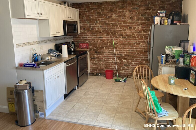2 - 3 Elm St Unit 3, Somerville, MA 02143 Condo