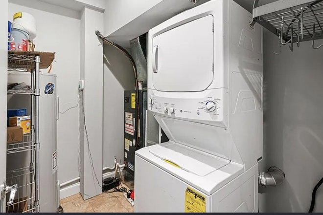 Washer/dryer - Private Bed + Bath – Balcony & Bright Shared Space Condo