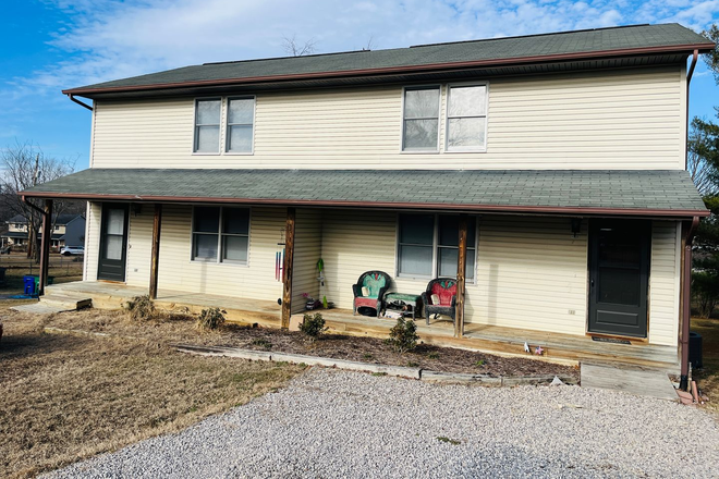  - 3 Bedroom, 1.5 Bathroom Duplex