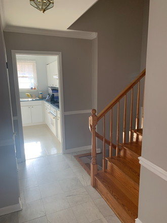 Foyer - College Park Woods House