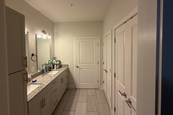 sinks - (MALE) PAY ONLY ~$530/mo (All-in) Union Blacksburg Spring '26 – 3 MONTHS FREE! Apartments