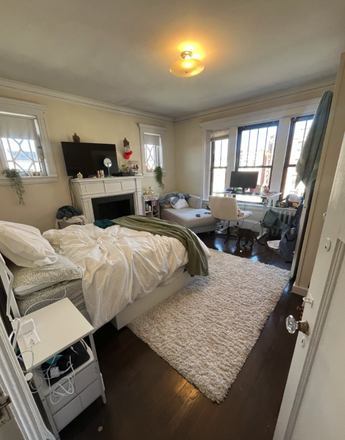 x - Fenway 3 Bed H/HW included Apartments