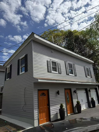 4 Bedroom, 1 bathroom , Kitchen - Four-Bedroom House for Rent Near Seton Hall
