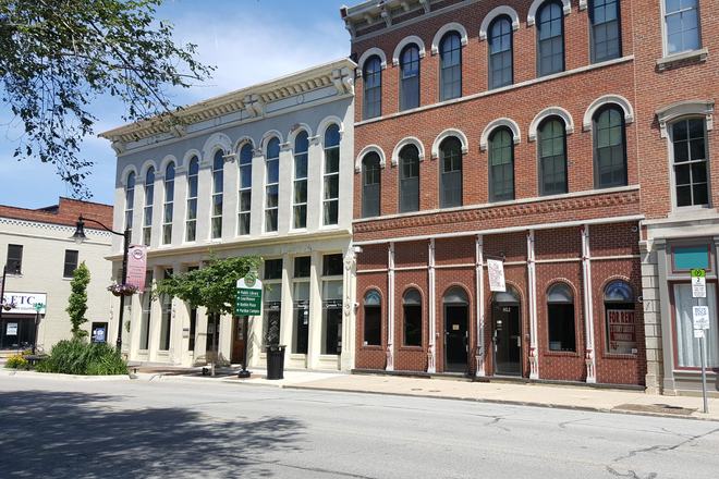 Front view of street - 2nd + 3rd Floor Townhouse Apartment