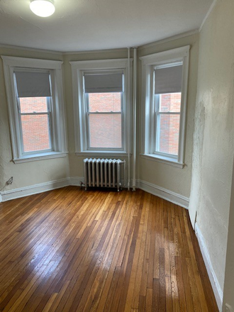 a - Large 1 bedroom