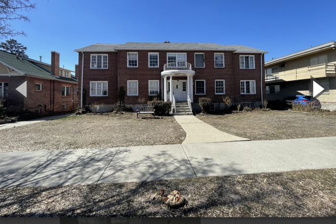 Outside - 1 bed apartment conveniently located near U of U!