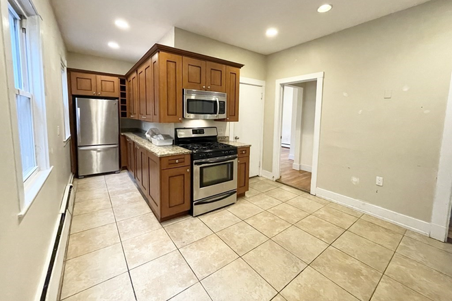 living - UPDATED 4 BED WITH WATER INCLUDED! AVAIL 9/1/26!!