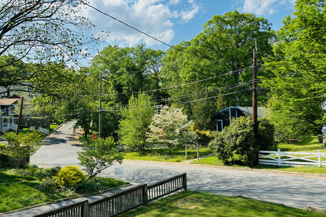 Street view - Spacious (1100sqft), all new, 1 bedroom 1 bathroom English Basement apartment