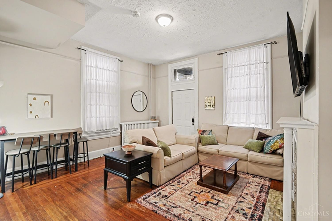 Living room, first floor - 4bed 3bath Charmer! House