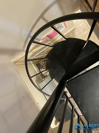 Spiral Staircase - 1st Floor Duplex on Quiet Street Apartments