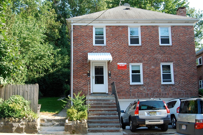 outside - Updated 2/3/26 Great 4 bedroom apartment on Undine Rd  Sept 2027