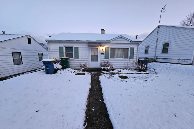  - 2 bed, 1 bath, Mishawaka House