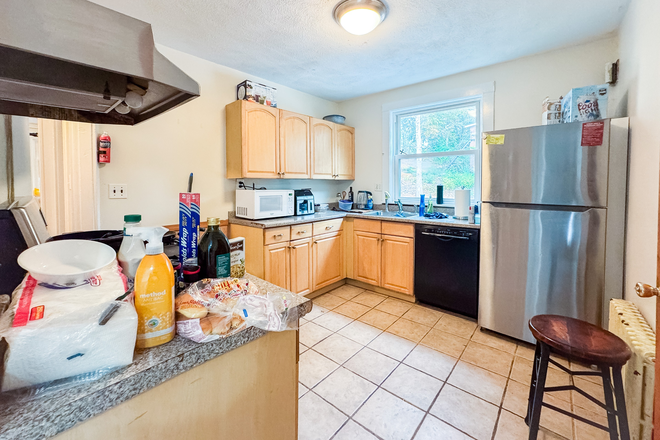 ... - 5 BED WITH SCREENED PORCH, PARKING INCLUDED Duplex