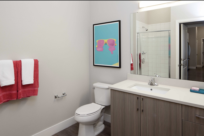 bathroom - CoLab Appartment Apartments