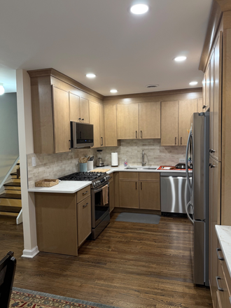 Kitchen - Stunning Rittenhouse Sq Area Modern Townhouse to Share