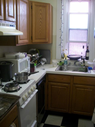 kitchen - 2 bed 1 bath in Fenway no fee Apartments
