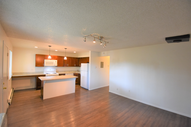 Unit #9 - 811 Marine St. (2BR/1.5BA)