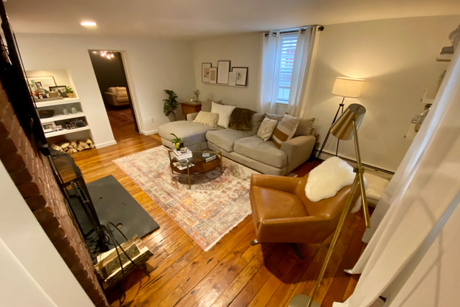 Living - Charming & Cozy garden level 3 bedroom Condo