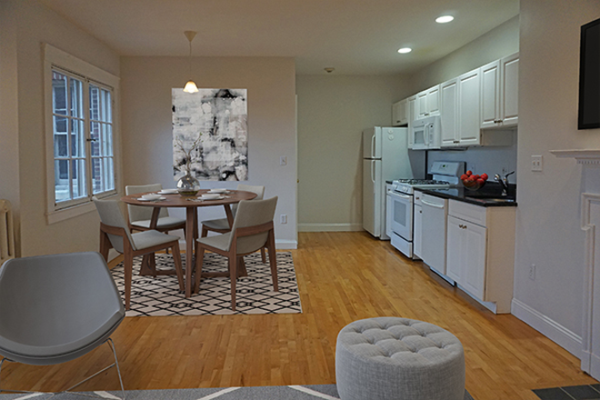 Kitchen - Charming 1-bedroom in Harvard Square! Available 9/1