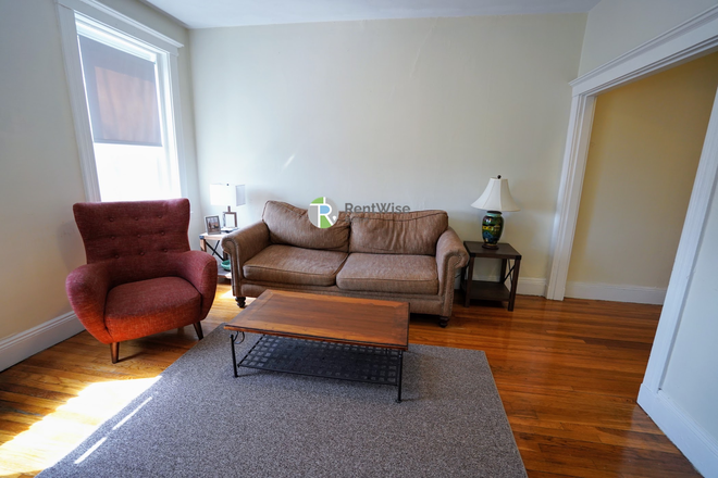 1 - SEPT 2025-Awesome Brighton 1 bed with H/HW inc. NO BROKER FEE!