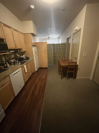 Kitchen - Lease Takeover for 25-26 Year Apartments