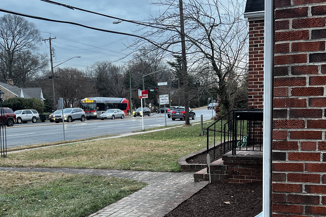 Zoom in for red UMD shuttle bus stop. - Location !  0.4 miles from UMD.  On UMD Shuttle bus route. No need for a car. Fully furnished. House
