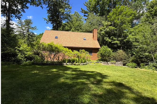 Exterior - House in the woods, close to campus