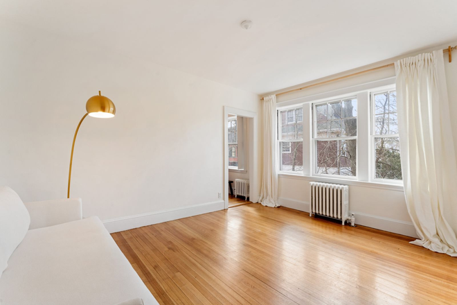 1 - 20 Concord Ave #6