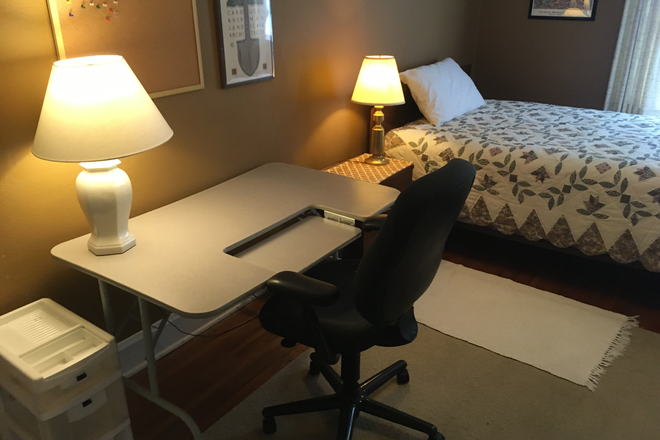 Bedroom - Highland Park: Nice Fully Furnished Room with All Amenities House