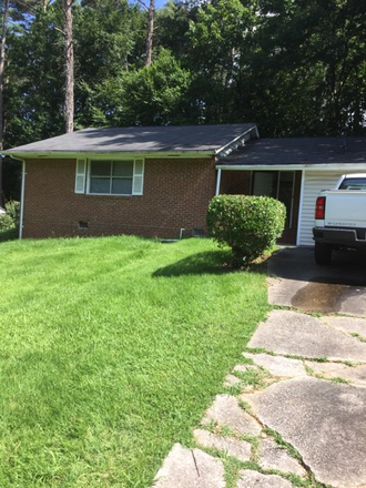 front - Charming 3bed, 2bath home close to campus and shuttle route