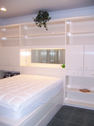 Bed - Spacious One Bedroom with Private Entrance for Rent!!! Apartments