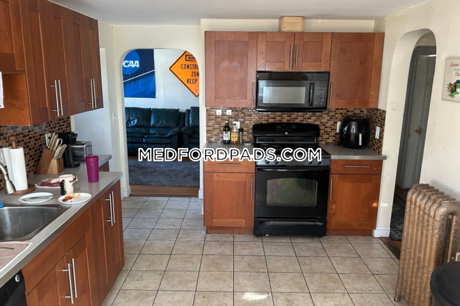 Kitchen - New Listing As of 3/1/24! Massive 7 Bed 2 Bath Apartment on Boston Ave.!