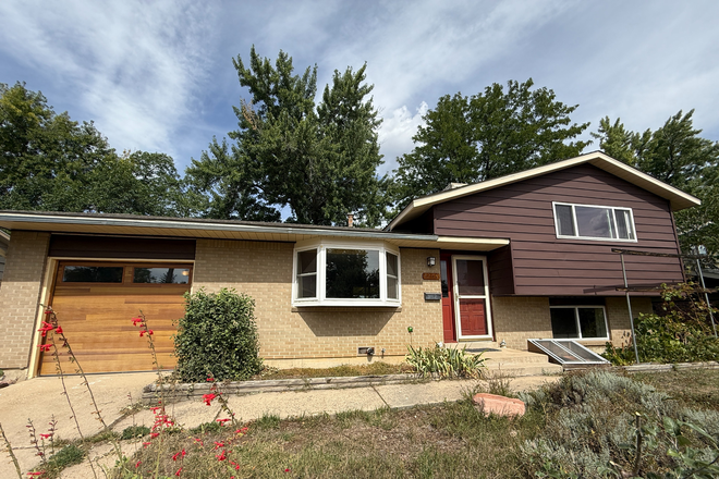 1 - AVAILABLE NOW!: 4205 Aurora Ave