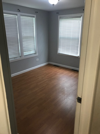 Bed Room 1 - Quite Single Family home, 1.8 miles from Campus
