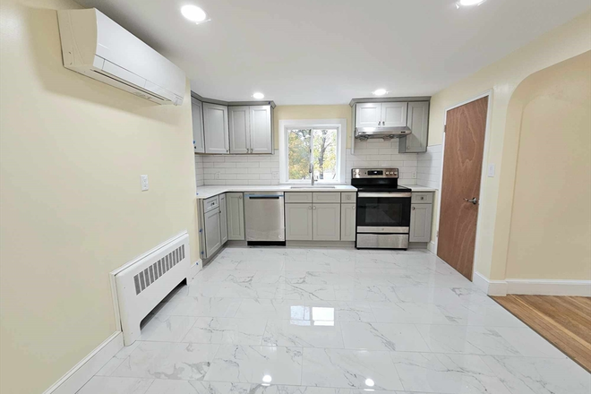 Kitchen - SHORT-TERM RENTAL! SPECTACULAR 2-BEDROOM APARTMENT!