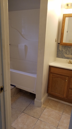 bathroom - A beautiful one bedroom apartment