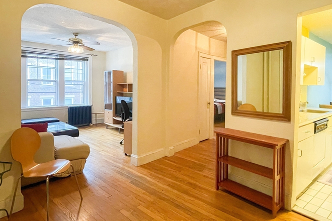 LIVING - FULLY FURNISHED 1 BED WITH ALL UTILTIES INCLUDED! 9/1/25!