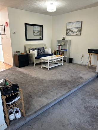 Sitting Area - 2 Furnished Rooms: Large Bedroom w/Private Bathroom $950/month; Townhome