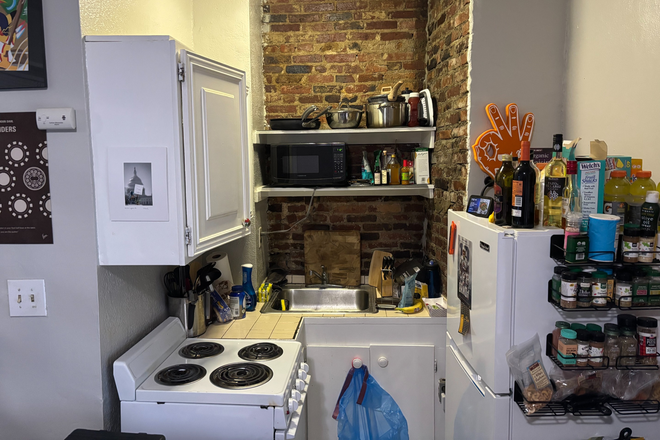 Kitchen - Charming Beacon Hill Studio – Heat & Hot Water Included, Available 9/1! Apartments