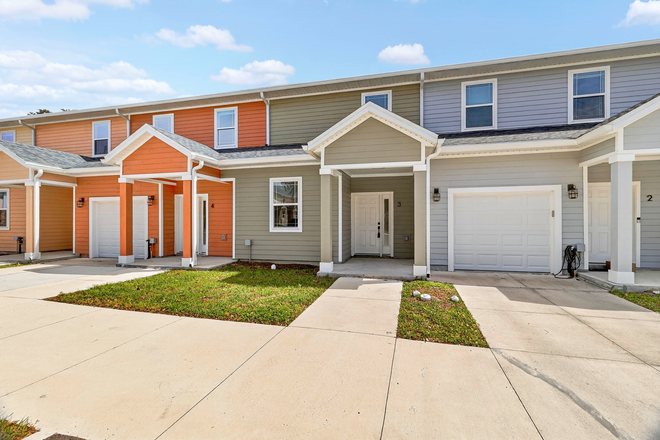 Exterior - Brand New 3-bedroom /3.5-bathroom Unit in Eagle Trace