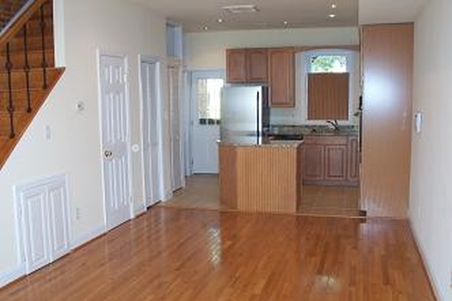 LR and Kit View from Front Door - Close to Social Amenities, Restaurants, Fitness, Groceries (Wholefoods, etc) Townhome