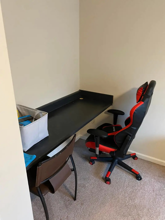 Bedroom - Redpoint Apartment