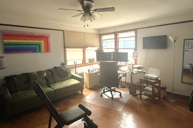 Office 1 - AUG Sublet+Free July Move-In+Utilities: Furnished 1,400 sqft Non-Shotgun w/ Office/Gym, Big Portch