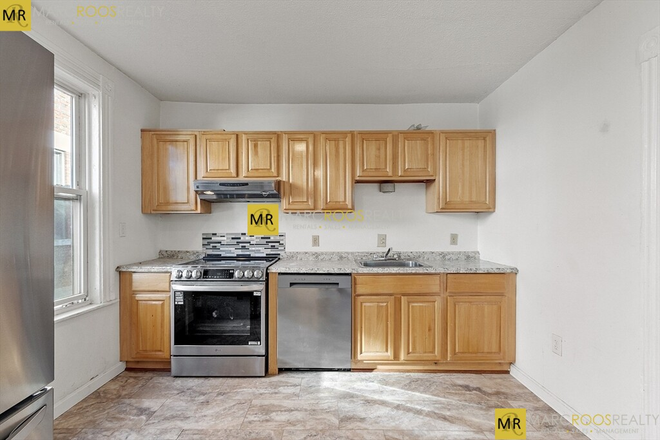 Call NOW for showings! 617-236-8600 - HARVARD ST - TOP FLR 4BR/1BA IN INMAN SQ *AVAIL NOW* W/ LRG BDRMS, PORCH, EIK, DW, LNDRY NEARBY! Apartments