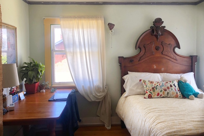 Bedroom - Beautiful house looking for housemate