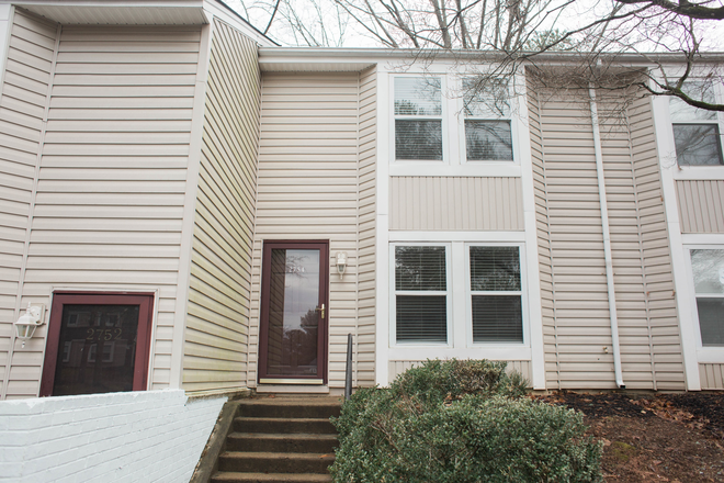 Exterior - 2754 Gatewood Circle-Hollymead Square Condo Available