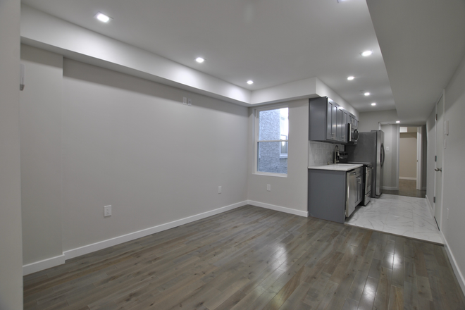 UNIT 2 - North 19th Apartments - New Luxury Apartments close to campus