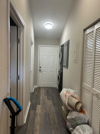 Entry way - Ansley Terrace