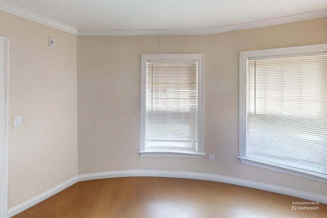 Hub Realty - Roxbury, 2 bedroom with newly renovated kitchen and bathroom, near Orange Line T Apartments